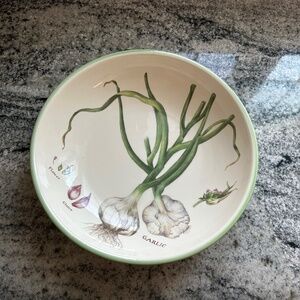 WILLIAMS SONOMA CULINARY HERBS LARGE PASTA SERVING BOWL 13 INCHES GARLIC